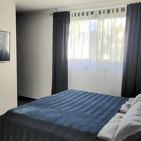 Apartment Luxuryappartementmarz-europapark, Rulantika